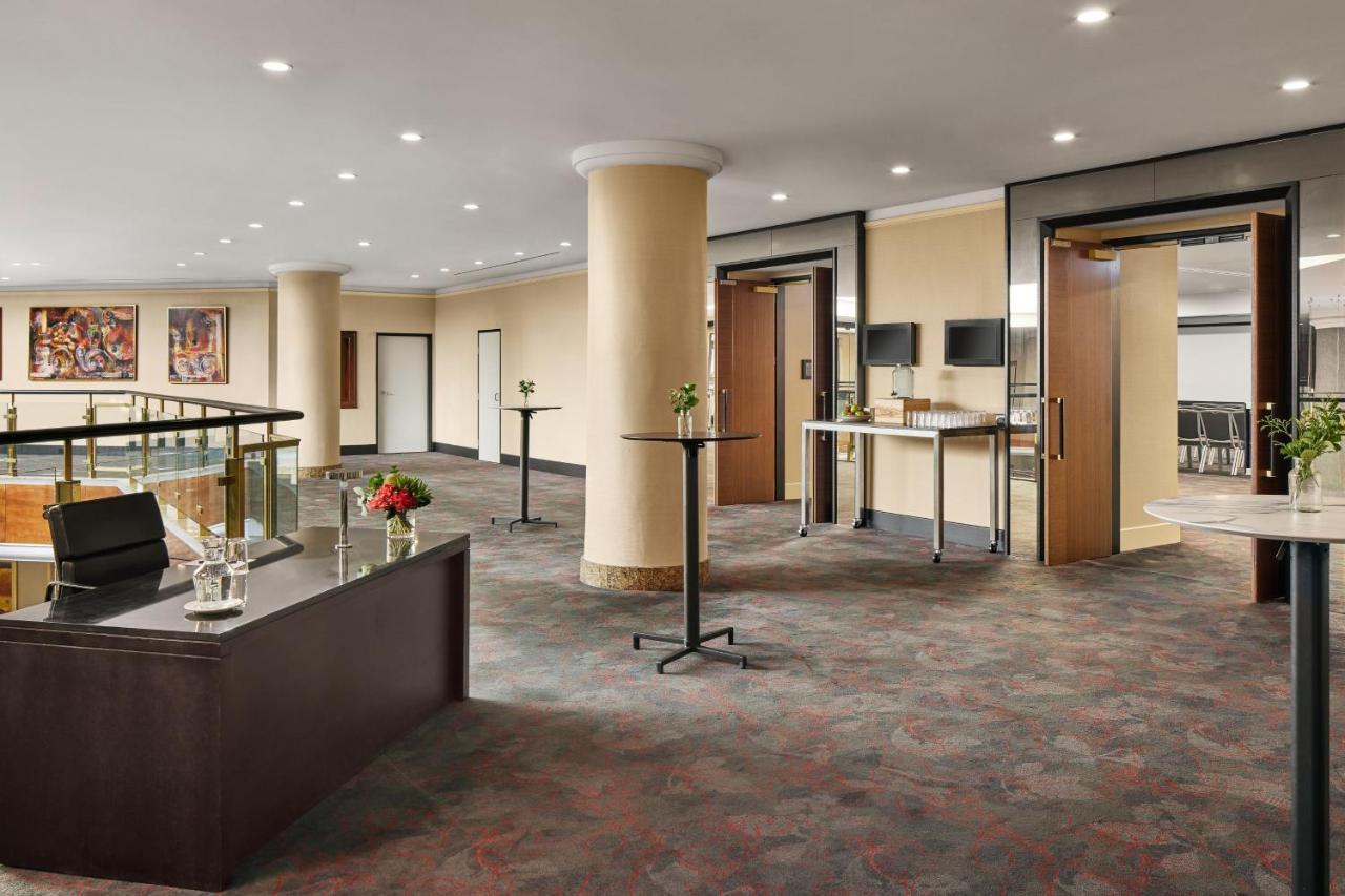 Sydney Harbour Marriott Hotel At Circular Quay Dış mekan fotoğraf The Westin Ottawa
